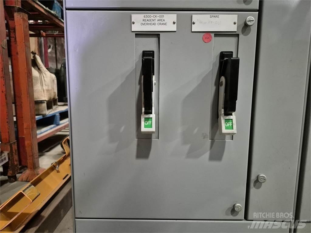 Siemens CED63B015 Statyba - Kita