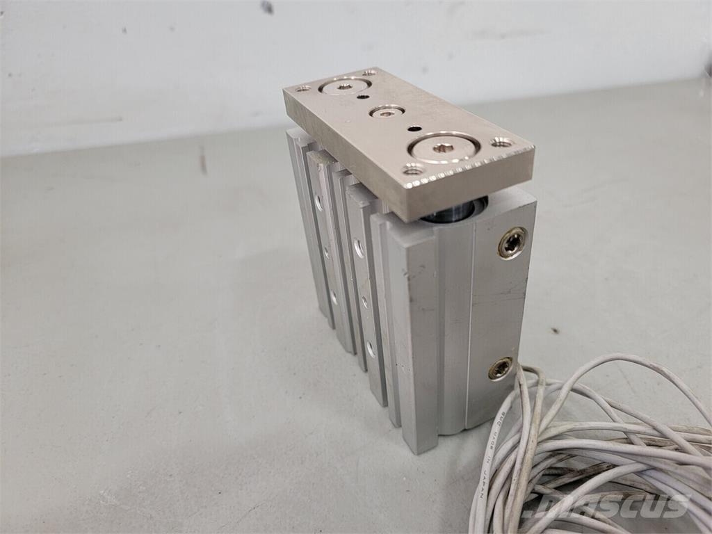 SMC MGPM25-50-Z73L Transportas - Kita