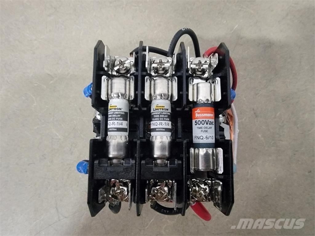  SQUARE D LA9TFD32X Statyba - Kita