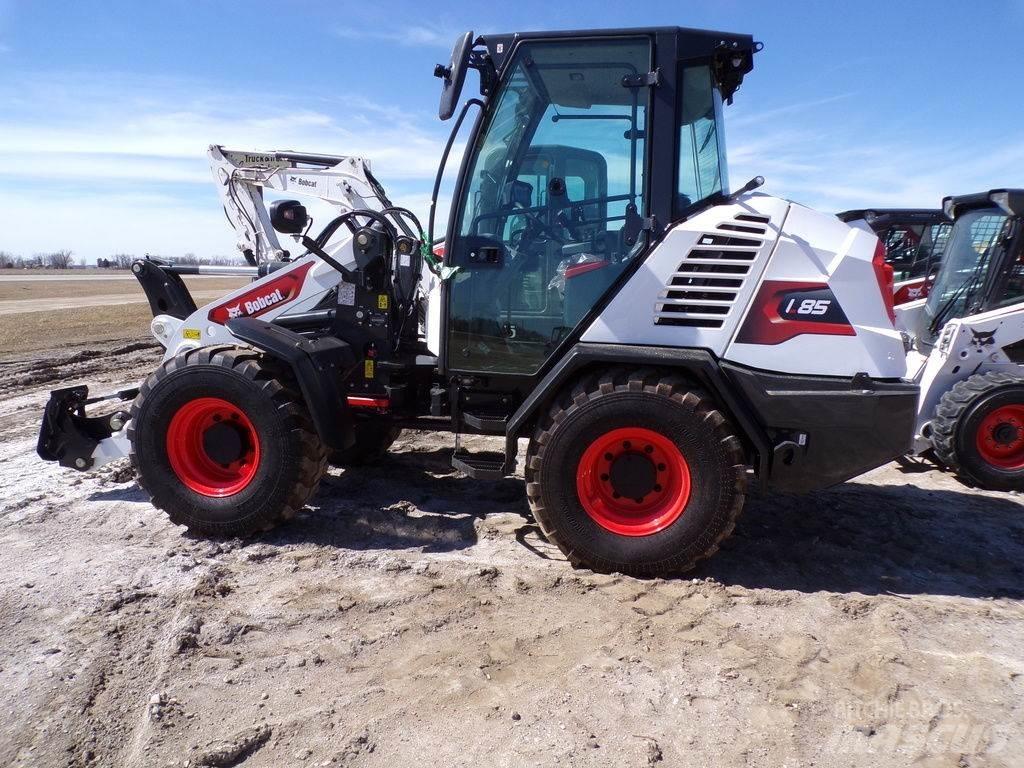 Bobcat L85 Statyba - Kita