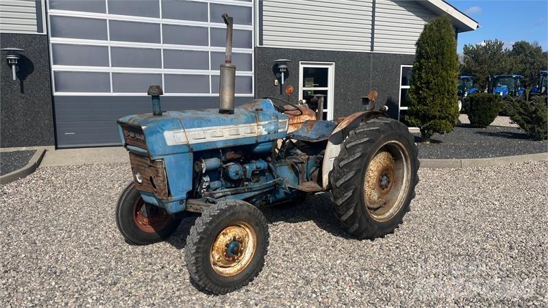 Ford 3000 Traktoriai