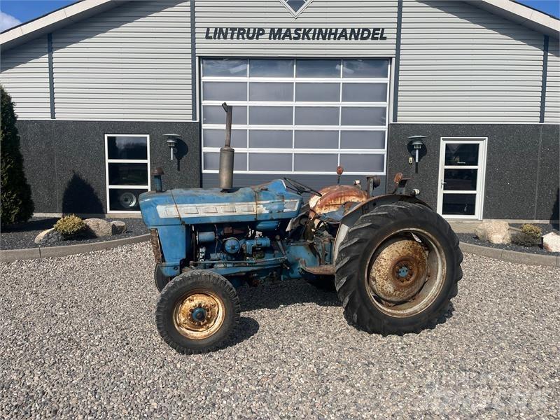 Ford 3000 Traktoriai