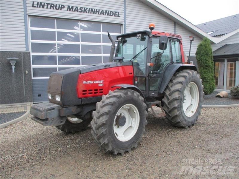 Valmet 8050 Traktoriai