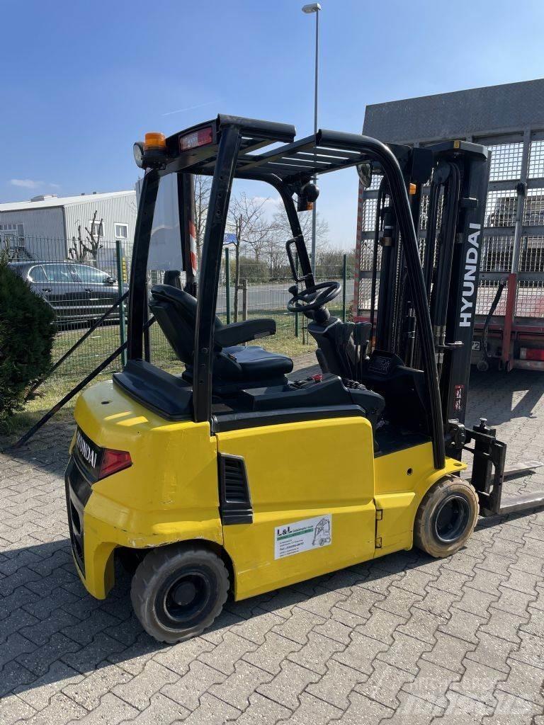Hyundai 20 B - 9 Elektriniai šakiniai krautuvai