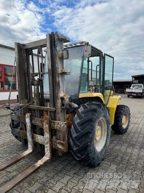 JCB 940-2 Visureigiai krautuvai