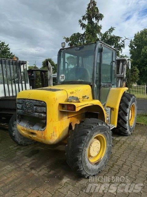JCB 940-2 Visureigiai krautuvai