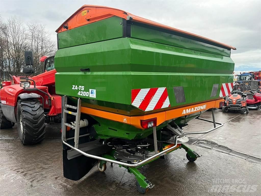 Amazone ZA-TS Mineralinių trąšų barstytuvai