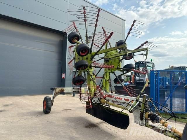CLAAS Liner 780 Šieno grėbliai ir vartytuvai