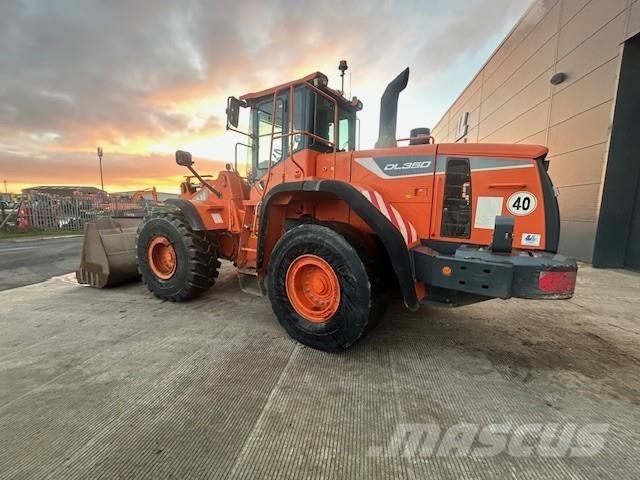 Develon DL350-5 Naudoti ratiniai krautuvai