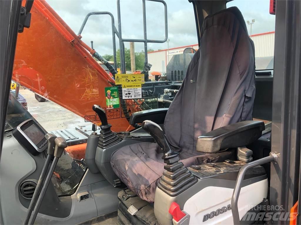 Develon Dx160lc-5ht Vikšriniai ekskavatoriai