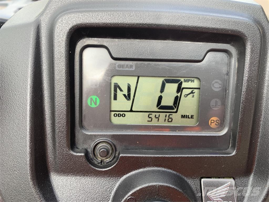Honda TRX 420 FM2 Visureigiai