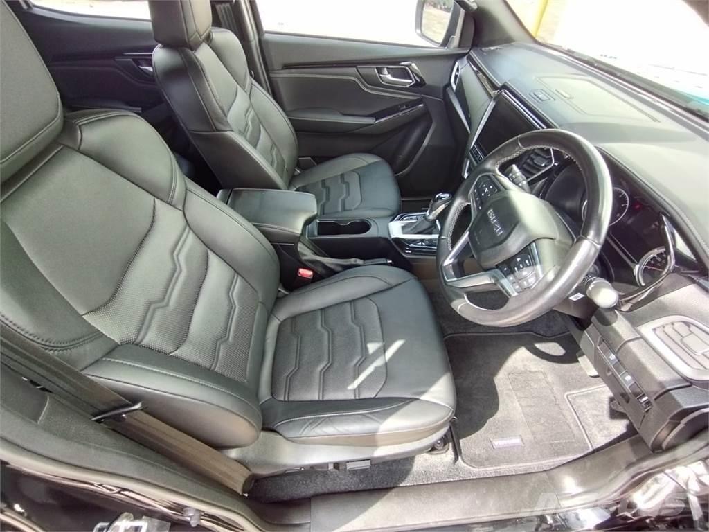 Isuzu  Pikapai / Bortiniai sunkvežimiai