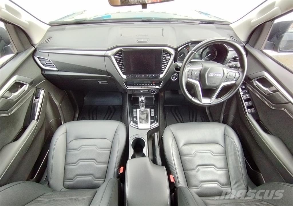 Isuzu DL40 Pikapai / Bortiniai sunkvežimiai