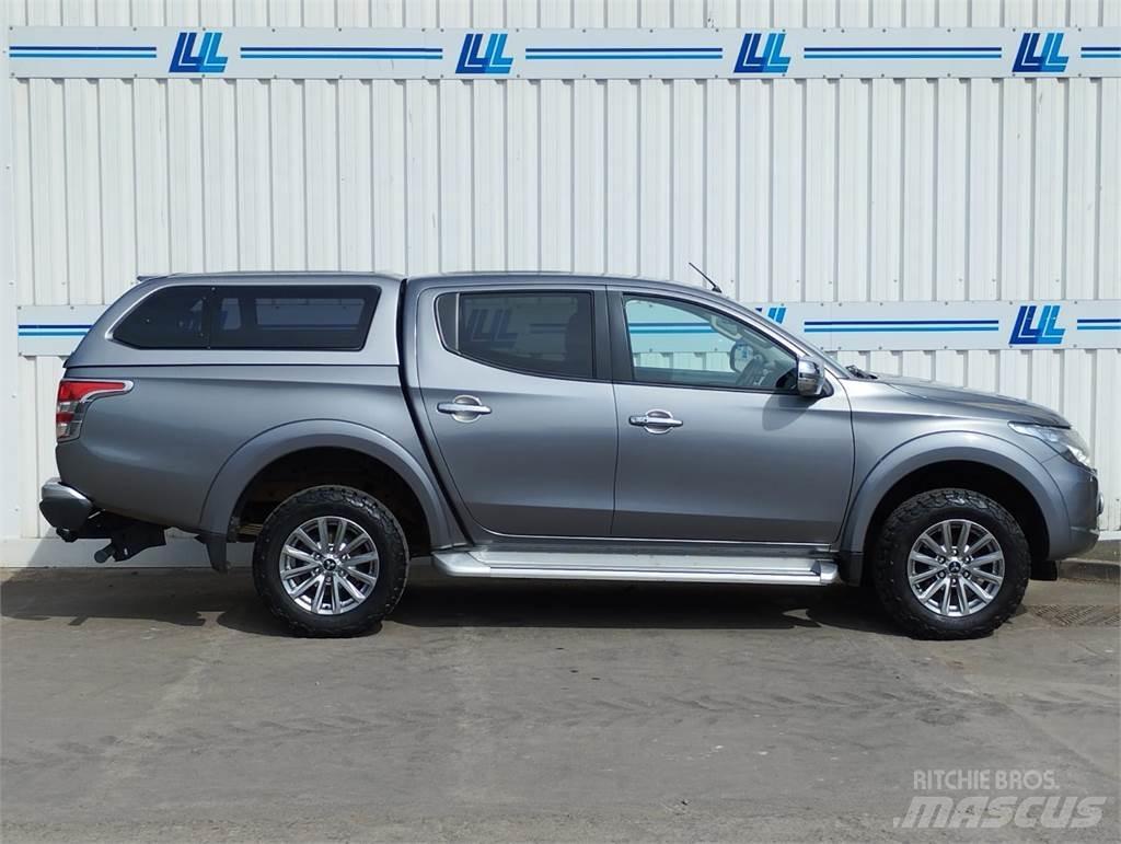 Mitsubishi L200 Statyba - Kita