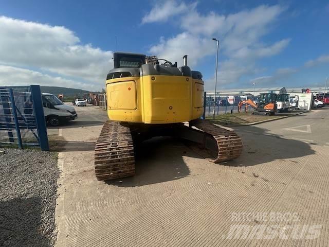New Holland E235bsr-2 Vikšriniai ekskavatoriai