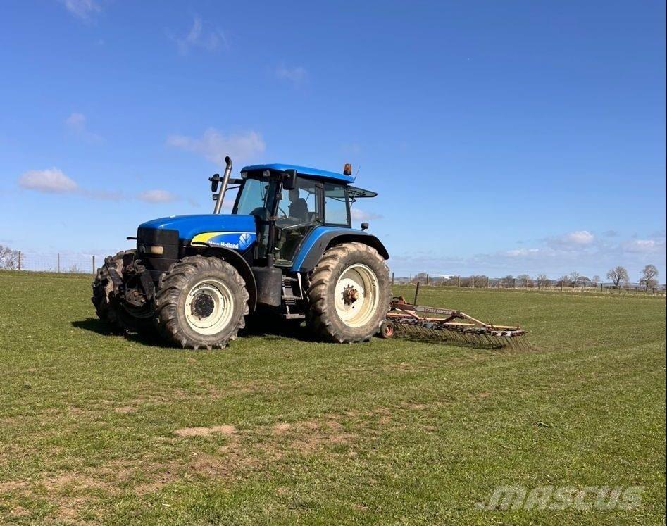 New Holland TM175 Traktoriai