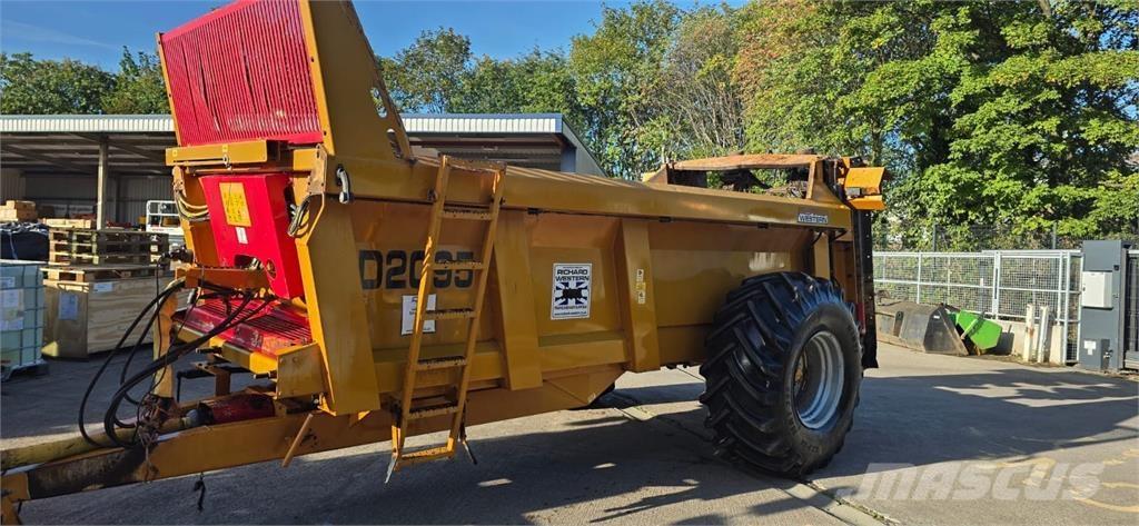 Richard Western D2095 Srutų cisternos