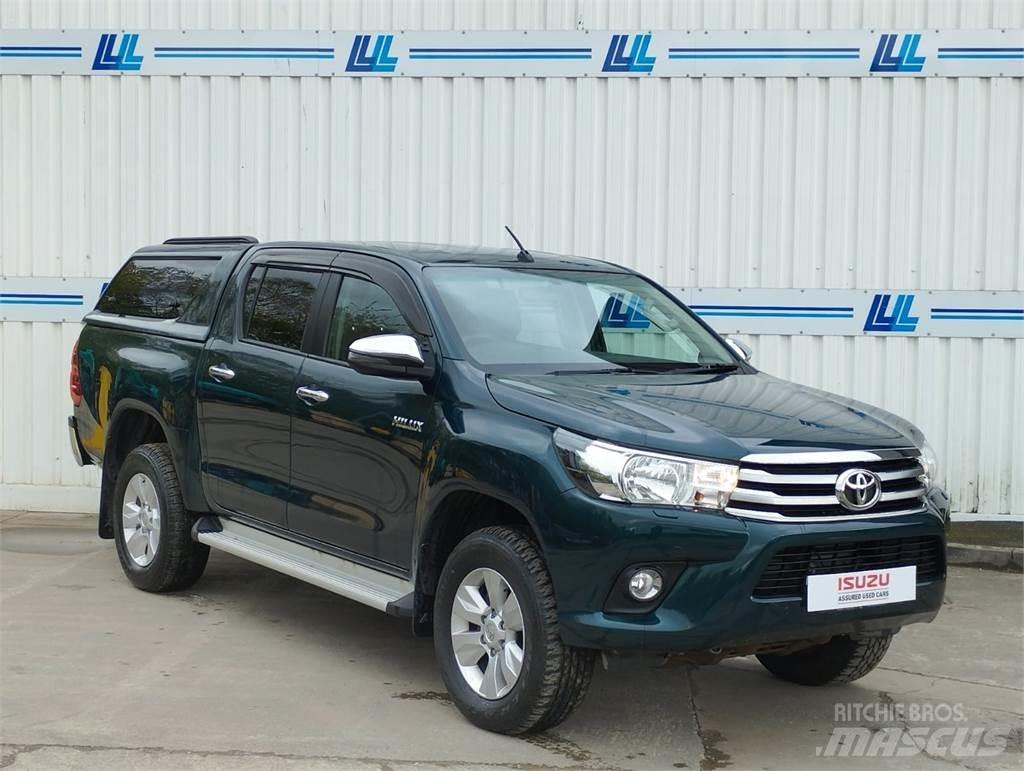 Toyota Hilux Statyba - Kita