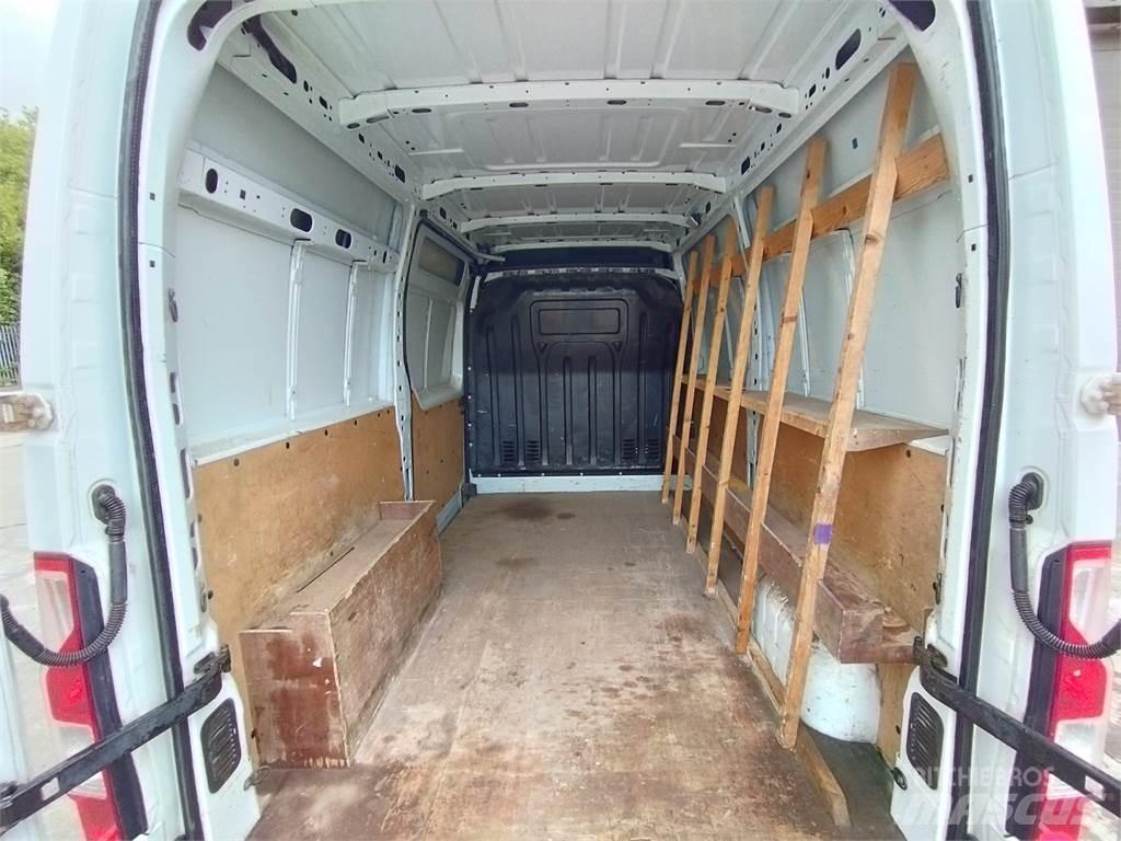 Vauxhall Movano Pikapai / Bortiniai sunkvežimiai
