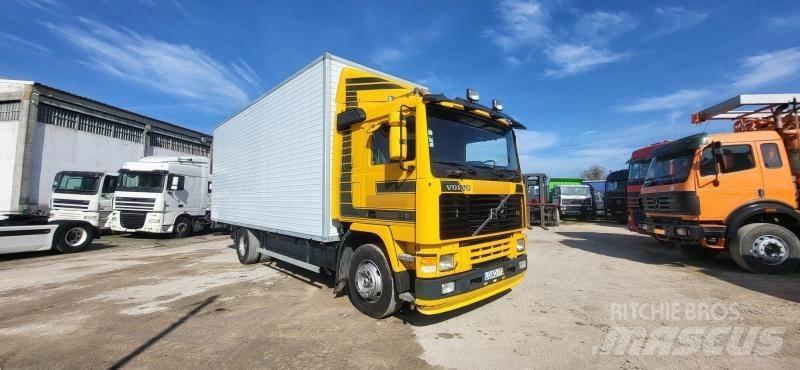 Volvo F10 Sunkvežimiai su dengtu kėbulu