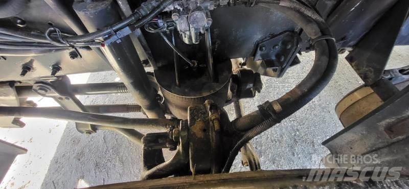 Volvo F10 Sunkvežimiai su dengtu kėbulu