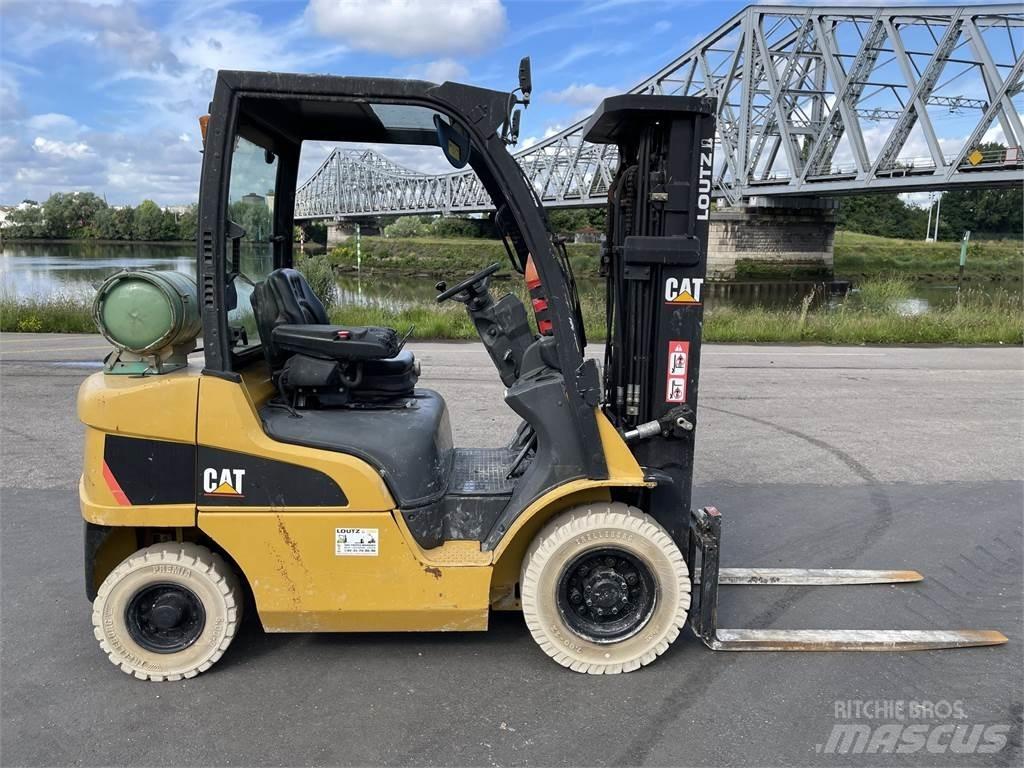 CAT GP25N Šakiniai krautuvai - Kita