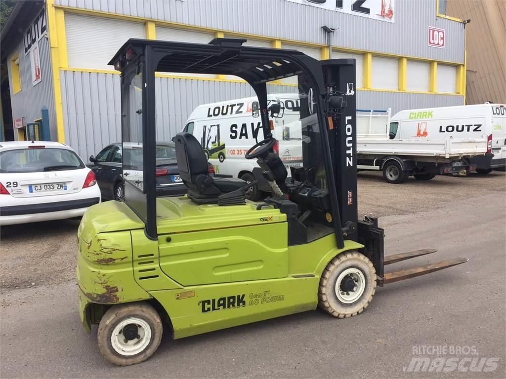 Clark GEX30 Šakiniai krautuvai - Kita