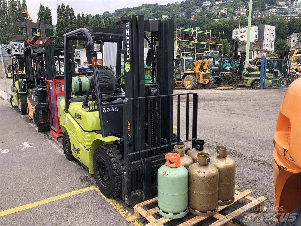 Clark GTS25L Šakiniai krautuvai - Kita