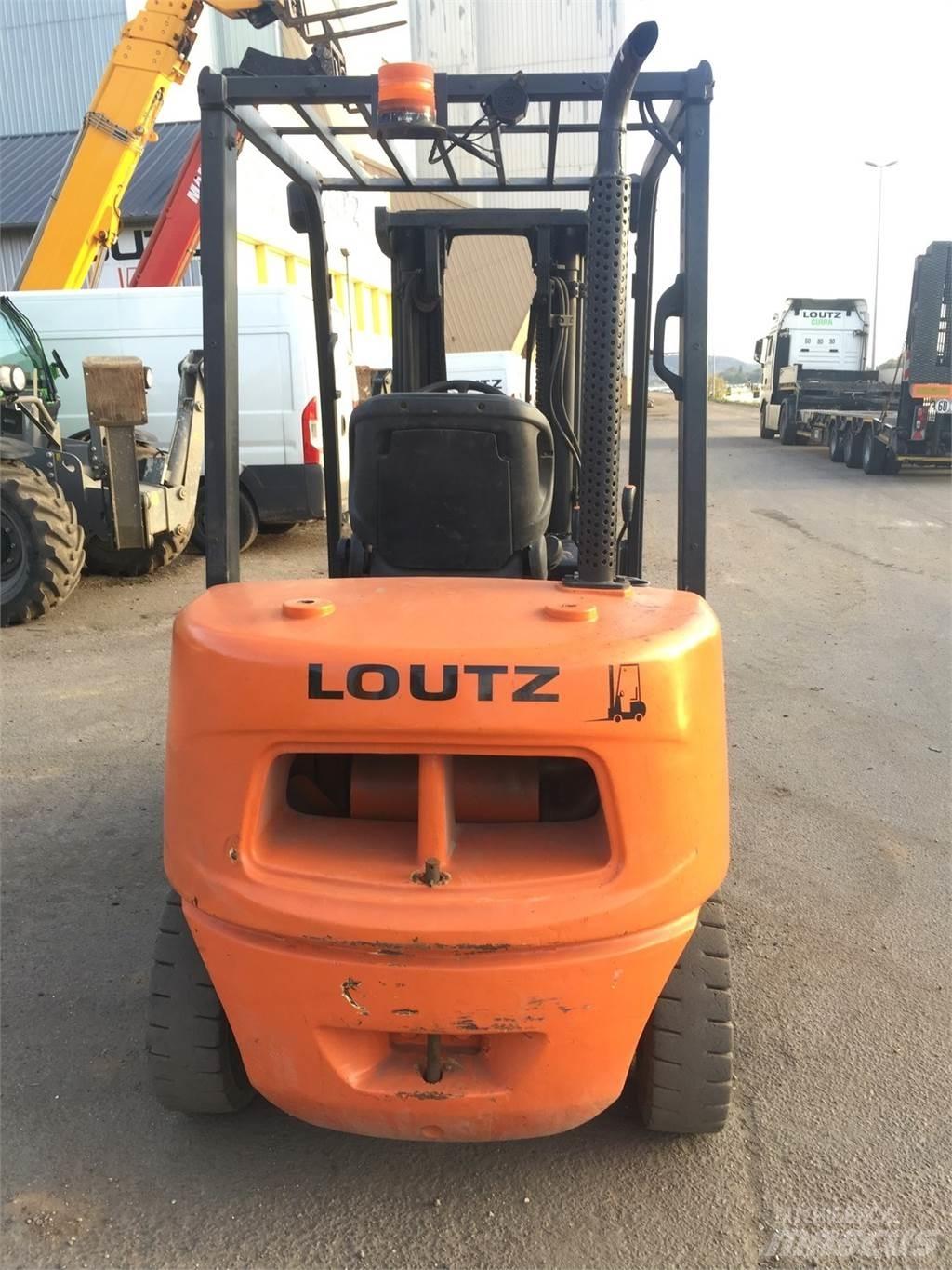Doosan D30S Šakiniai krautuvai - Kita