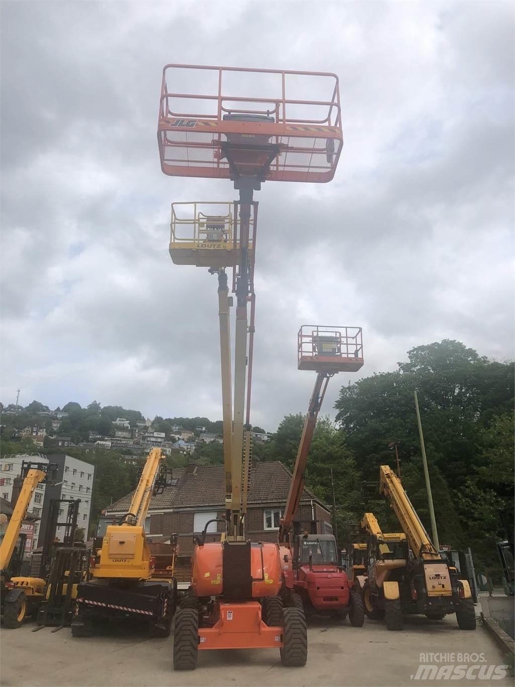 JLG 800AJ Kiti keltuvai ir platformos