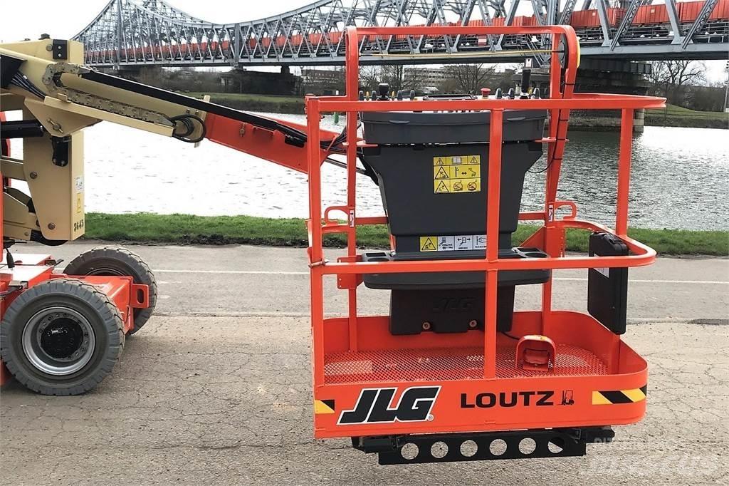 JLG E300AJP Kiti keltuvai ir platformos