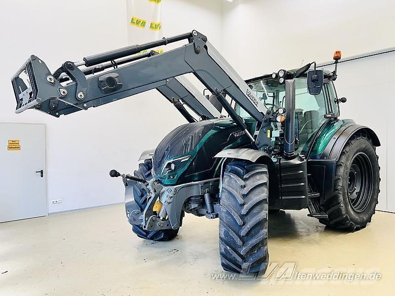 Valtra T174 Traktoriai