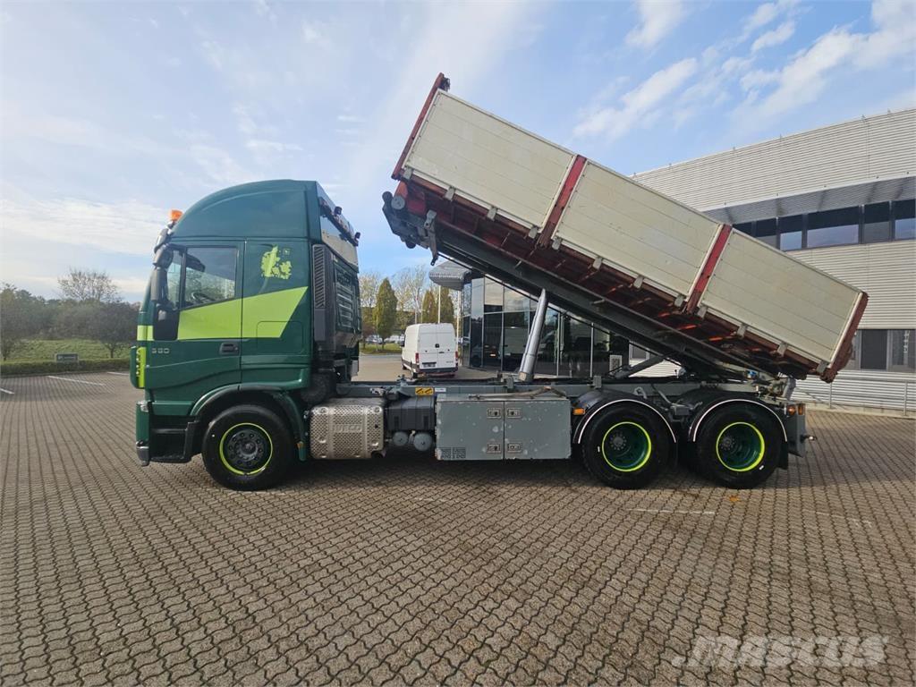 Iveco Stralis 560 6x4 Savivarčiai su kabeliniu keltuvu