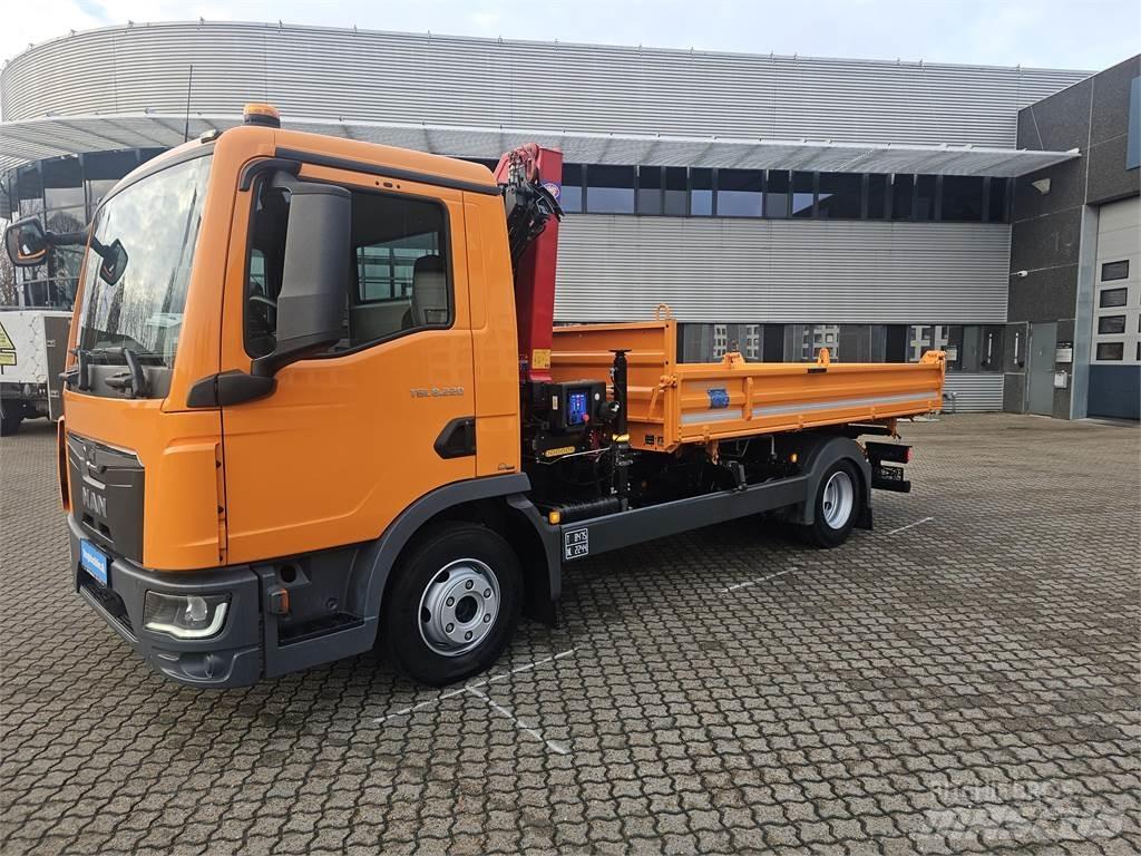 MAN TGL 8.220 Automobiliniai kranai