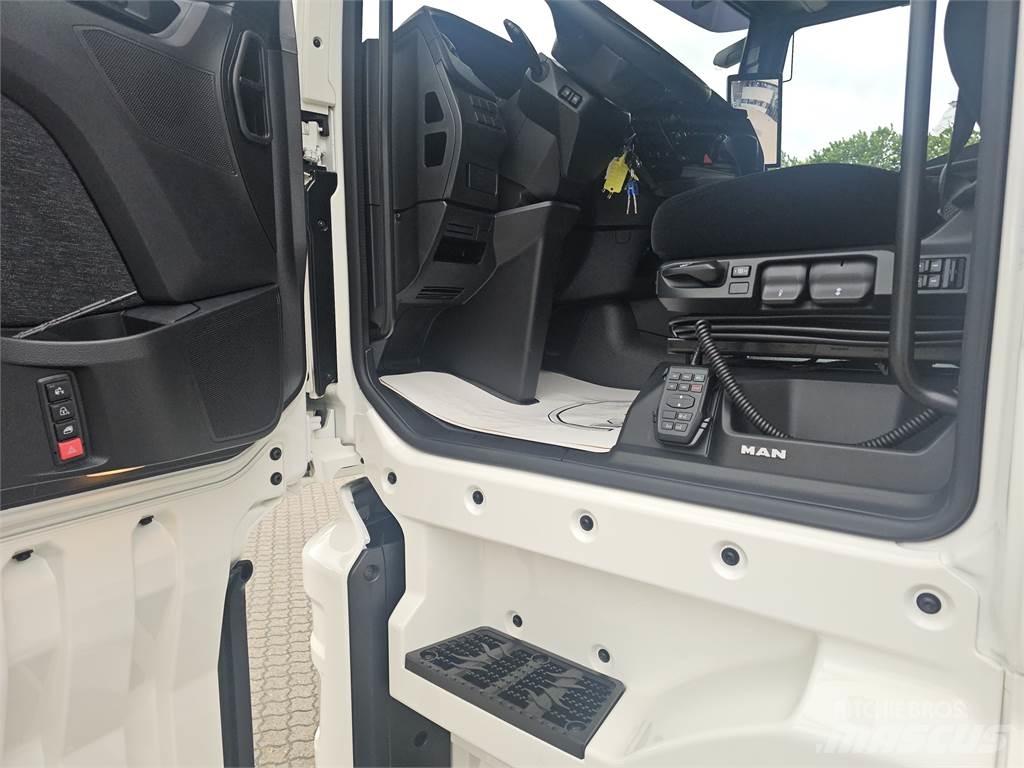 MAN TGX 26.520 Naudoti vilkikai