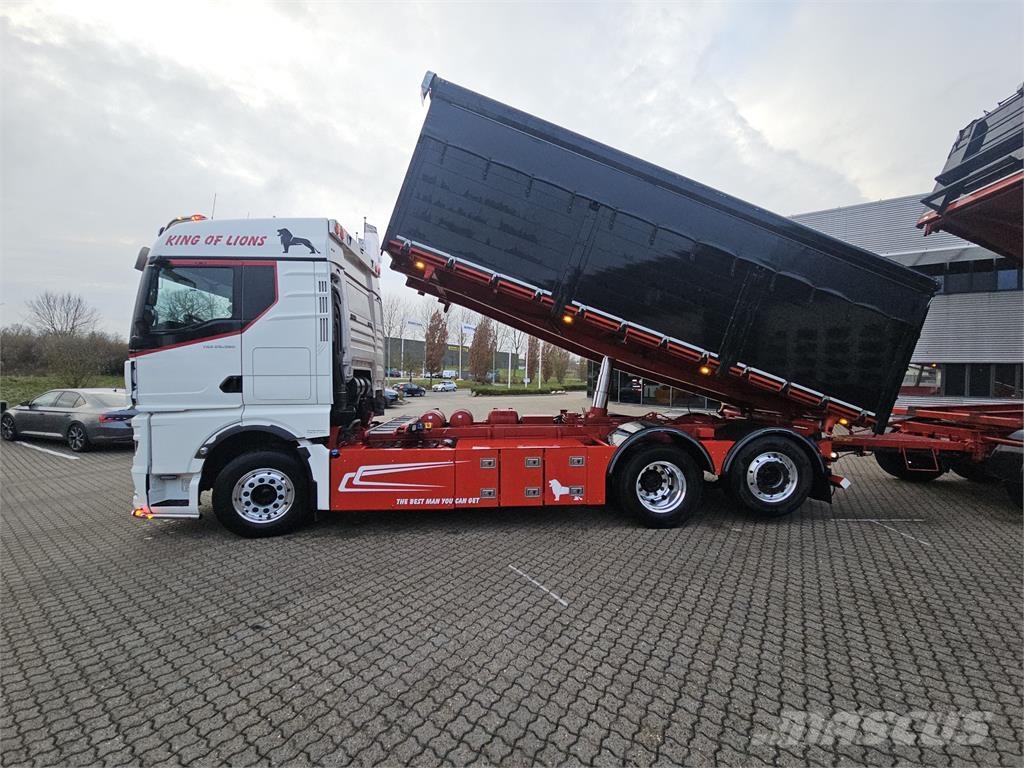 MAN TGX 26.580 6X2-4 Savivarčių priekabų vilkikai