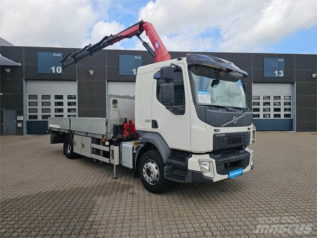 Volvo FL250 Automobiliniai kranai