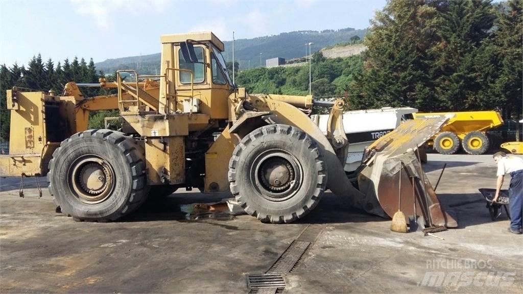 CAT 988B Naudoti ratiniai krautuvai