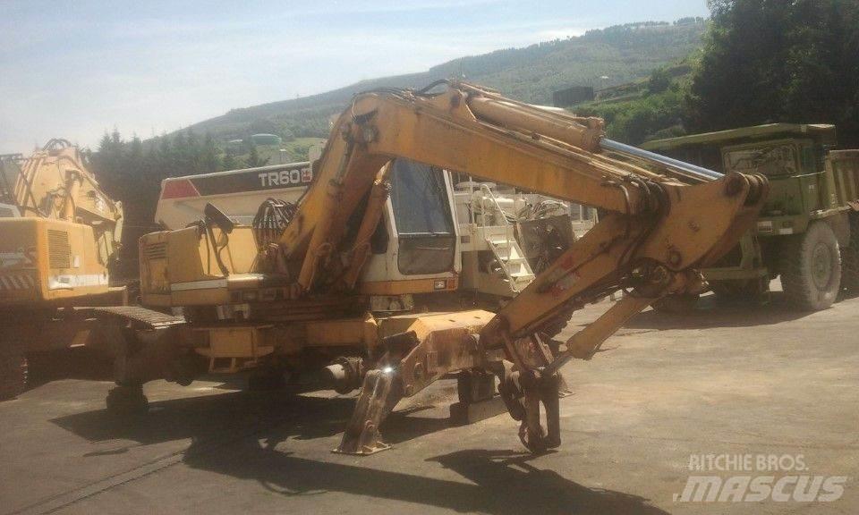 Liebherr A902 Ratiniai ekskavatoriai