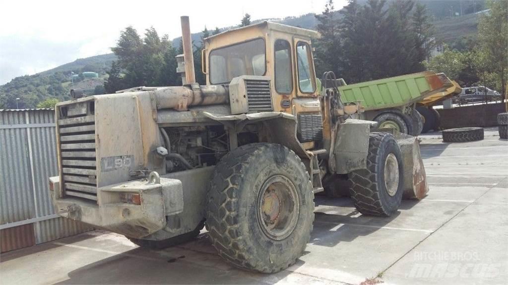 Volvo L90 Naudoti ratiniai krautuvai