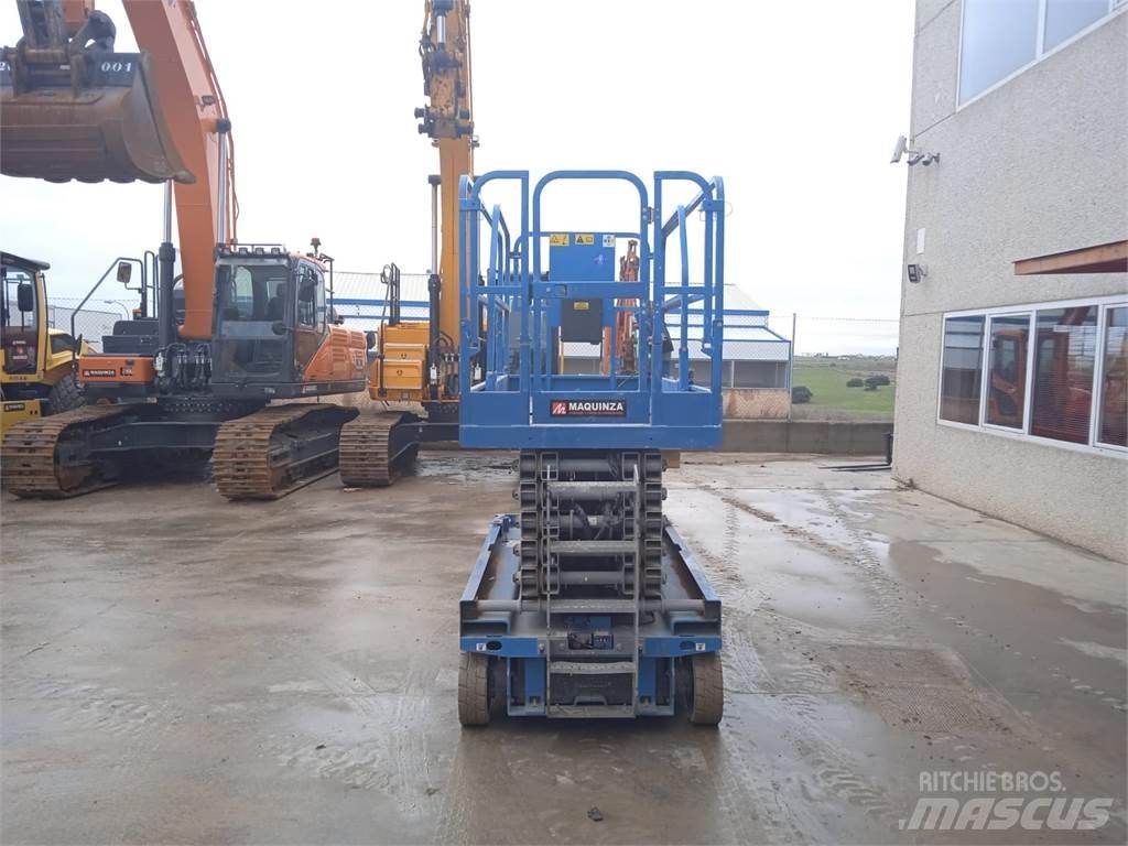 Genie GS4047 Žirkliniai keltuvai