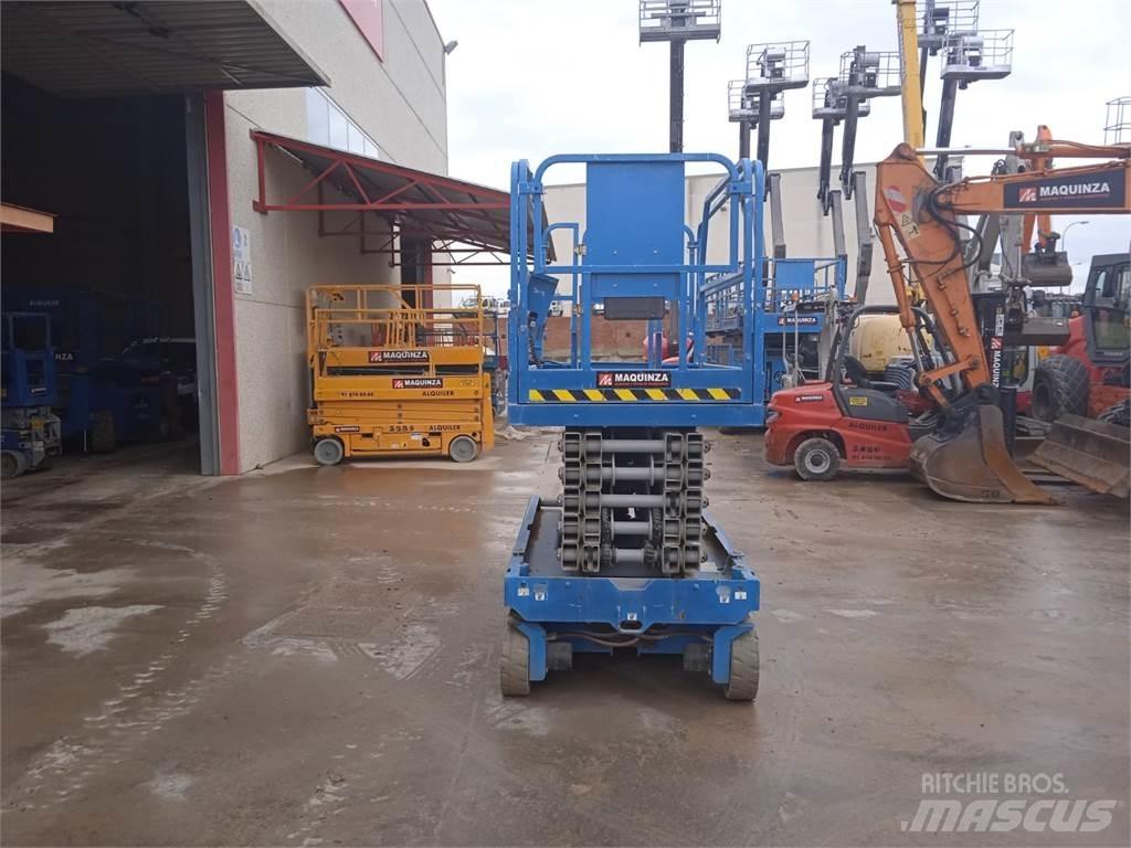 Genie GS4047 Žirkliniai keltuvai