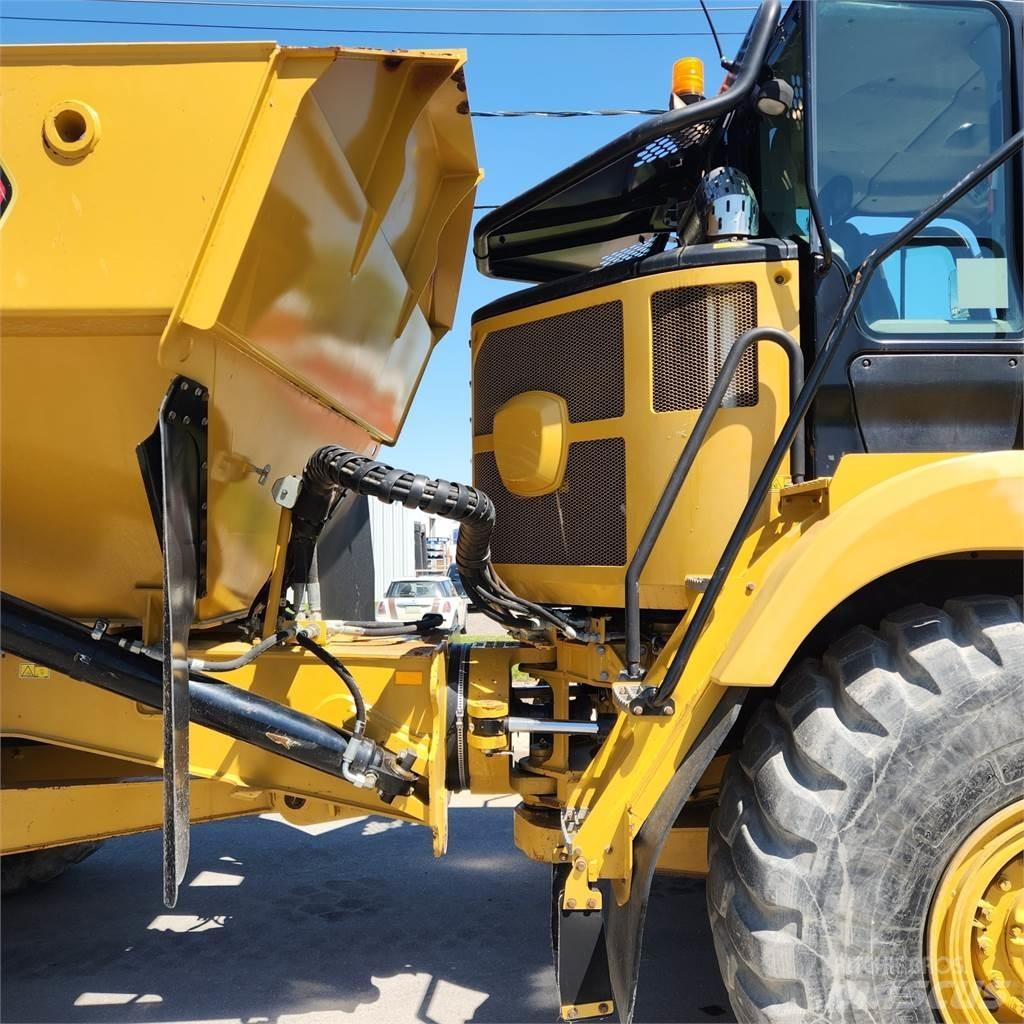 CAT 730 Karjeriniai savivarčiai