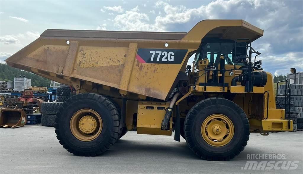 CAT 772G Atliekų išvežimo technika