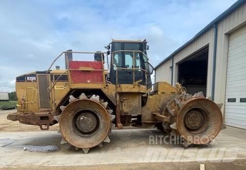 CAT 826H Statyba - Kita