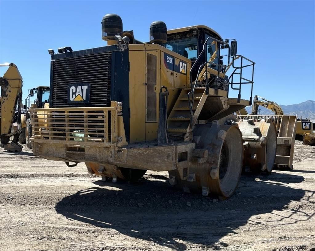 CAT 826K Statyba - Kita