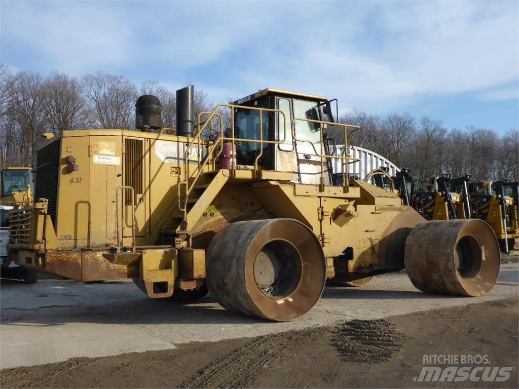 CAT 836H Statyba - Kita