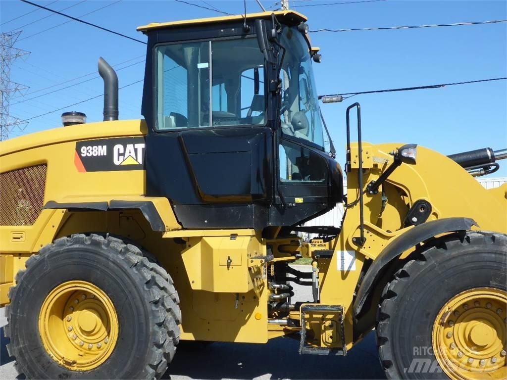 CAT 938M Naudoti ratiniai krautuvai
