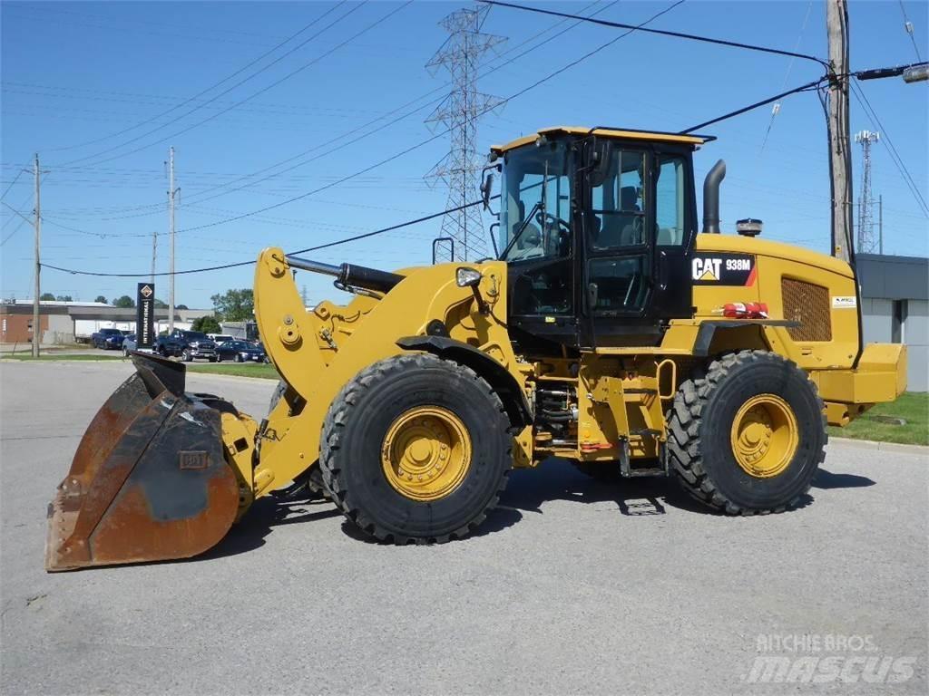 CAT 938M Naudoti ratiniai krautuvai