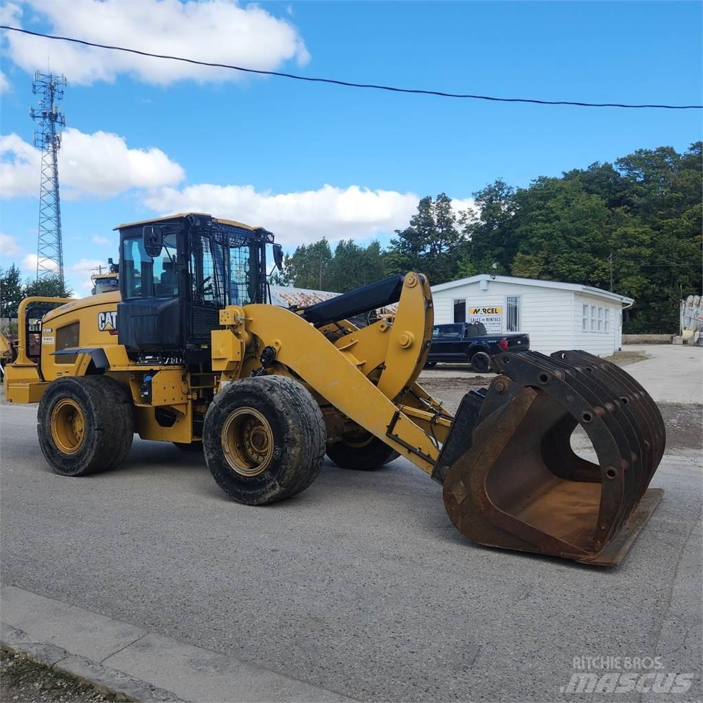 CAT 938M Naudoti ratiniai krautuvai
